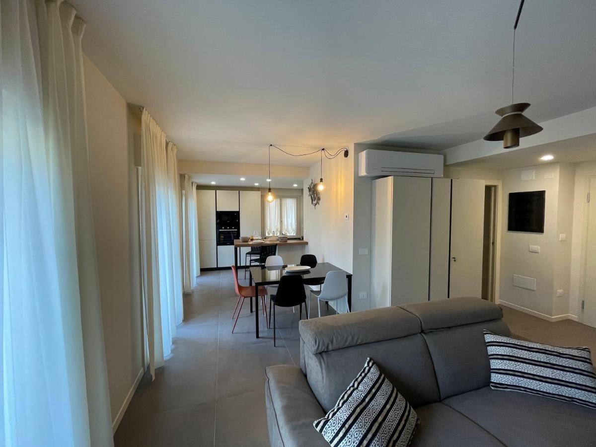 Lucia Holiday Apartments ラツィーゼ エクステリア 写真
